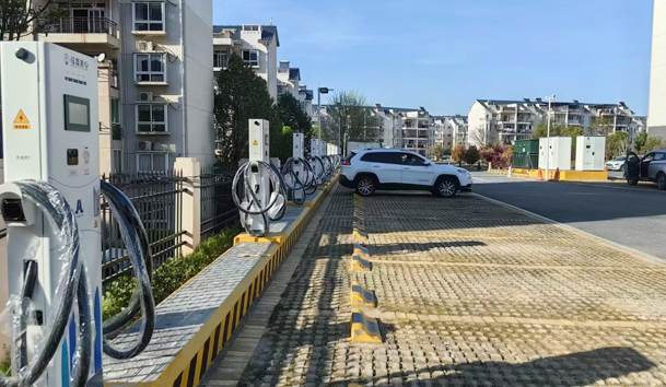 480KW直流分體式充電機項目案例